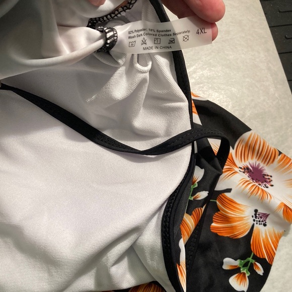 Floral Ruffle Tankini Set - Picture 6 of 8